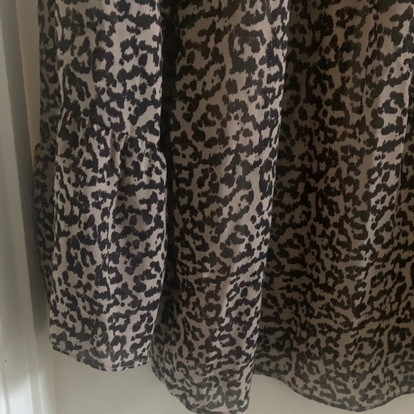 JM Collection Black and Gray Patterned Blouse - Picture 4 of 5